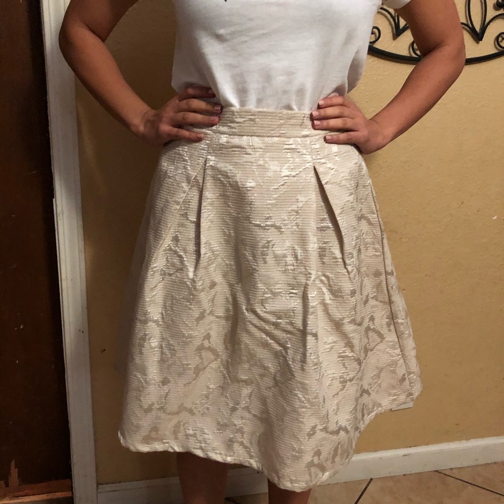 Adorable skirt!